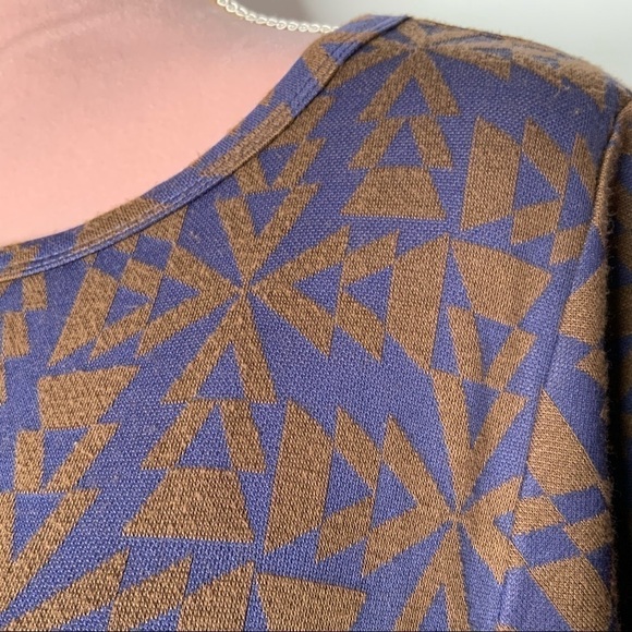 lularoe casual short-sleeved dress. - Picture 5 of 12